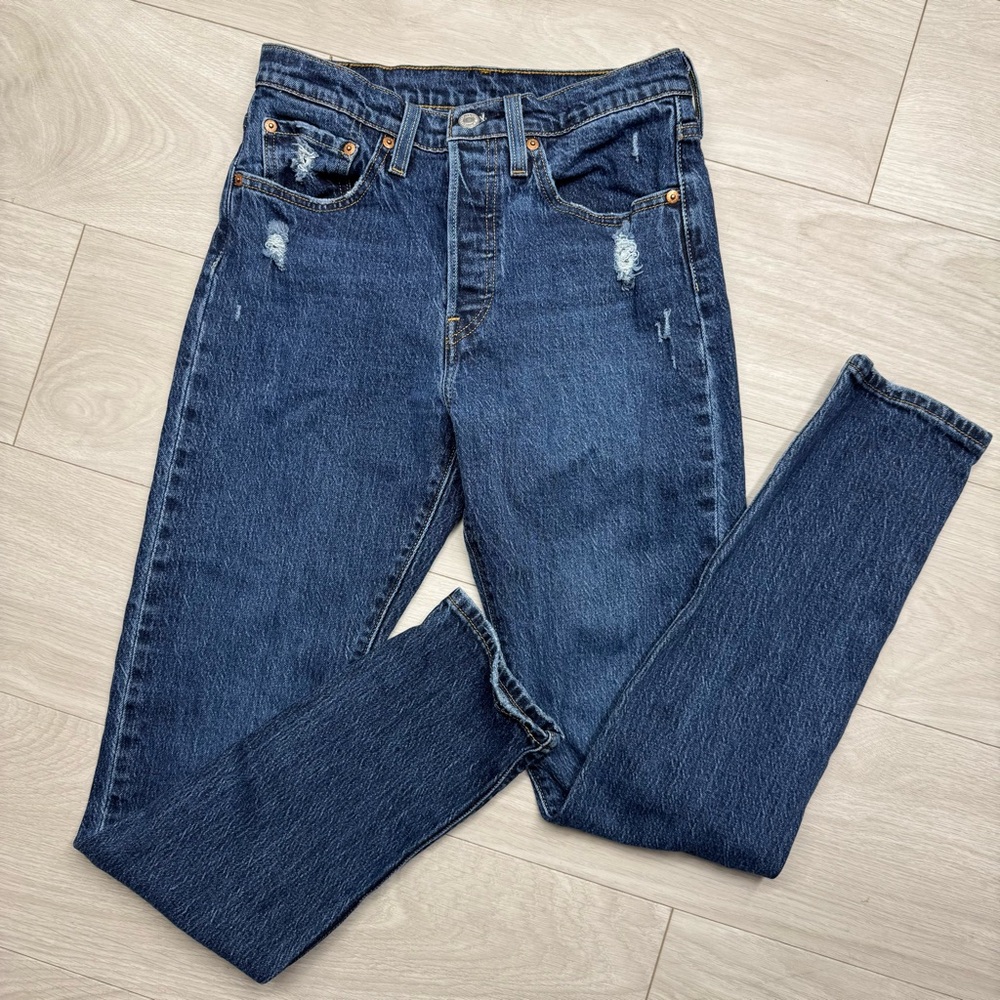 Levi’s 501 Skinny Distressed Jeans Button Fly Size 30